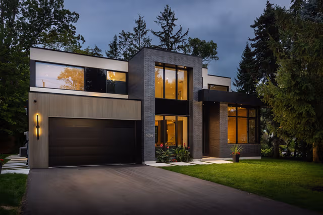 1654 Birchwood Dr. Mississauga On L5j 1t6