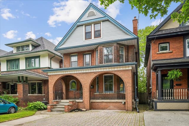 33 Saint Clair Ave. Hamilton On L8m 2n4