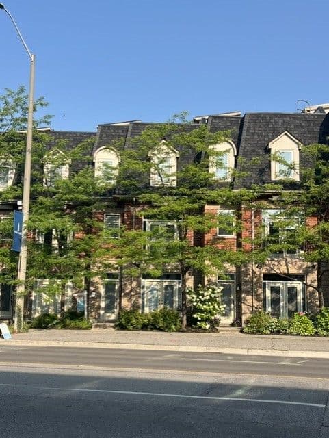 194 Lakeshore Rd. W Mississauga On L5h 1g6
