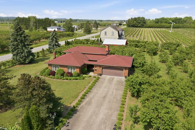 710 Concession 2 Rd. Niagara-on-the-lake On L0s 1j0