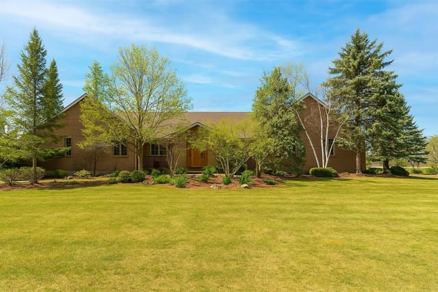 425 Golf Club Rd. Hamilton On L0r 1p0