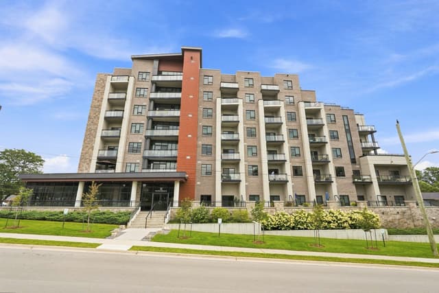 30 Hamilton St. S 501 Hamilton On L8b 1v8