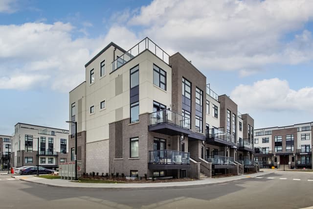 1593 Rose Way 102 Milton On L9e 0j2