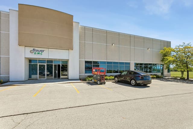 4020B Sladeview Cres. E 6 Mississauga On L5l 6b1