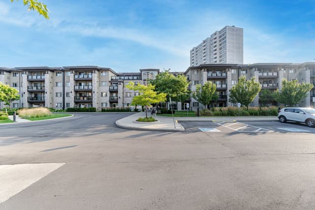 570 Lolita Gardens 418 Mississauga On L5a 0a1