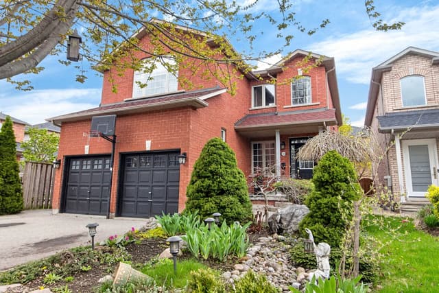 5956 Rayshaw Cres. Mississauga On L5m 2p2