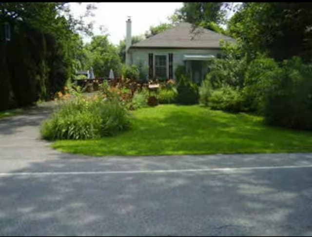 156 Mary St. Niagara-on-the-lake On L0s 1j0