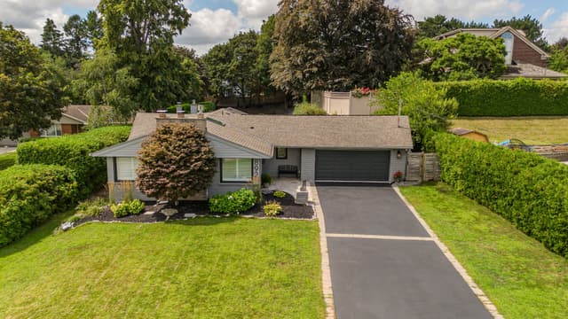 892 North Shore Blvd. W Burlington On L7t 1a8