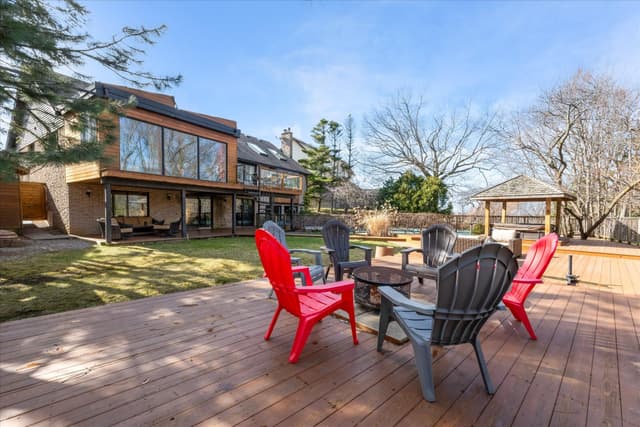 39 Hilts Dr. Hamilton On L8g 3h5