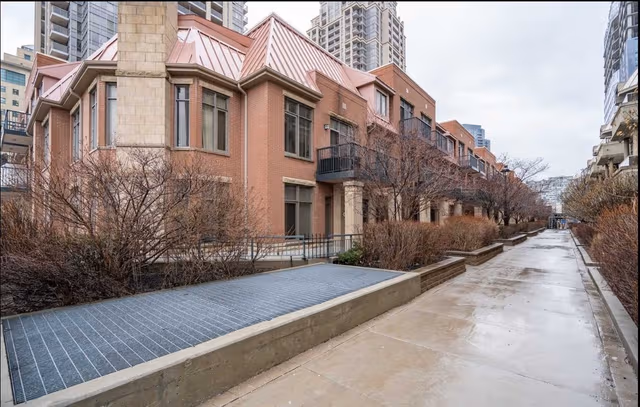 330 Princess Royal Dr. 320 Mississauga On L5b 4p7