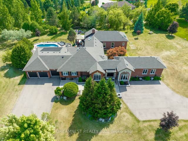 11132 Mcfarland Ct. Milton On L0p 1b0