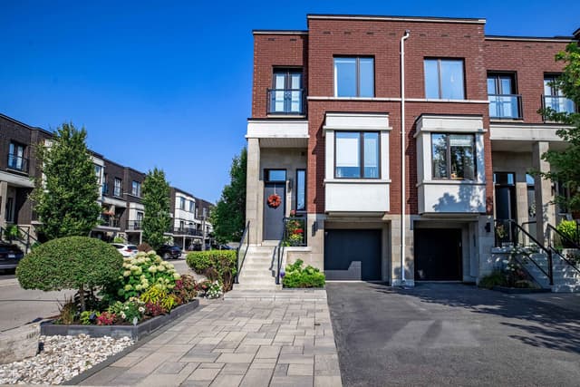 469 Nautical Blvd. Oakville On L6l 0e8
