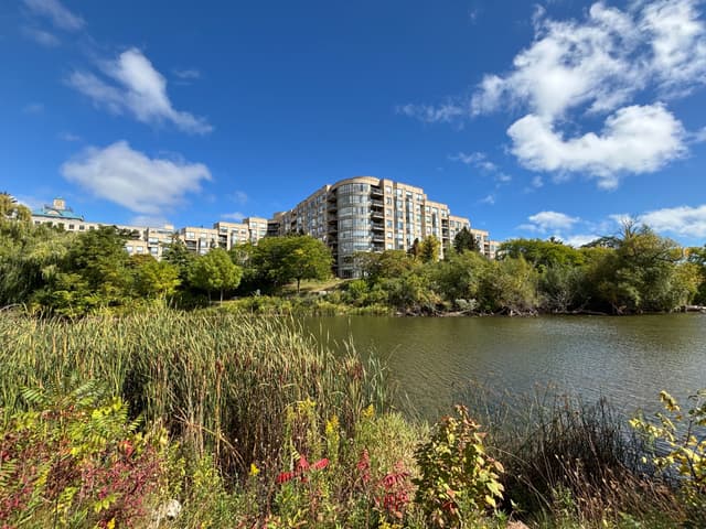 2511 Lakeshore Rd. W 406 Oakville On L6l 6l9
