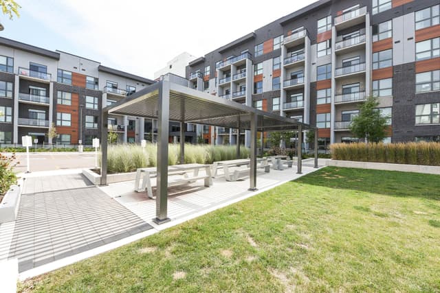 95 Dundas St. 004 Oakville On L6m 5n4