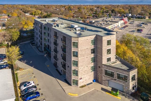 379 Scott St. 305 St Catharines On L2m 3w2