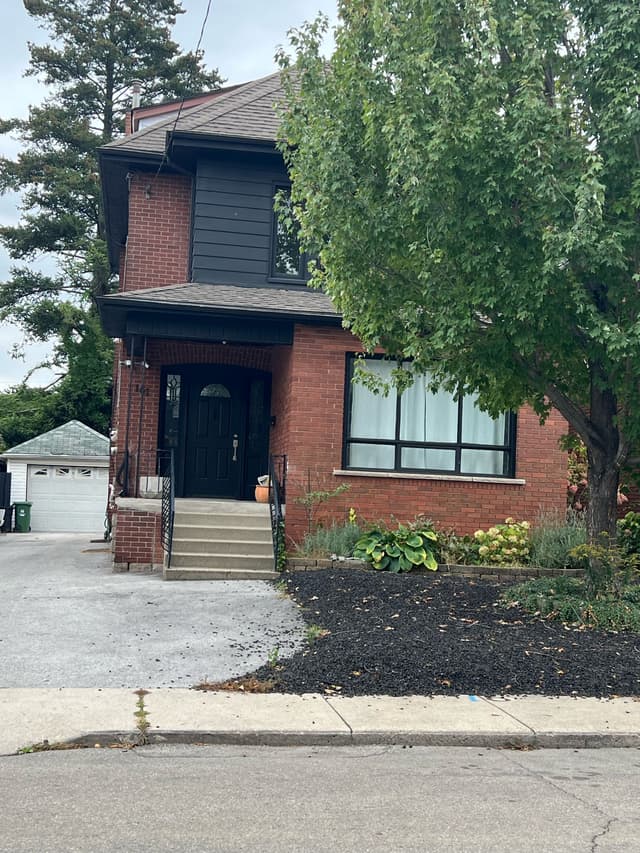 161 Rothsay Ave. Hamilton On L8m 3g5