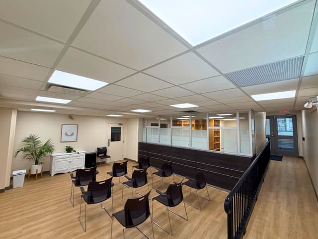 21 Surrey St. W 108 (offices 4-8 &10) Guelph On N1h 3r3