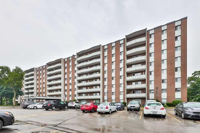 1660 Bloor St. 208 Mississauga On L4x 1r9