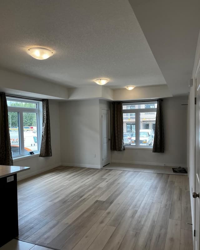 51 Thatcher Dr. Guelph On N1l 1b3