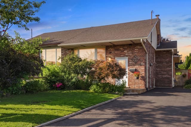 50 Adis Ave. Hamilton On L9c 6v3