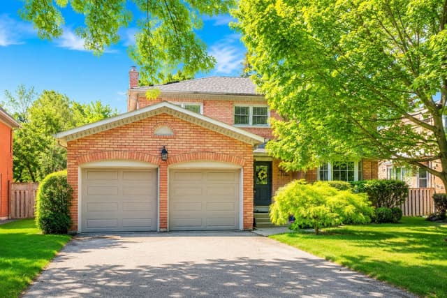 1962 Calgary Ct. Mississauga On L5h 4j1