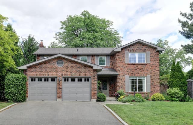 2021 Shawanaga Trail Mississauga On L5h 3z3
