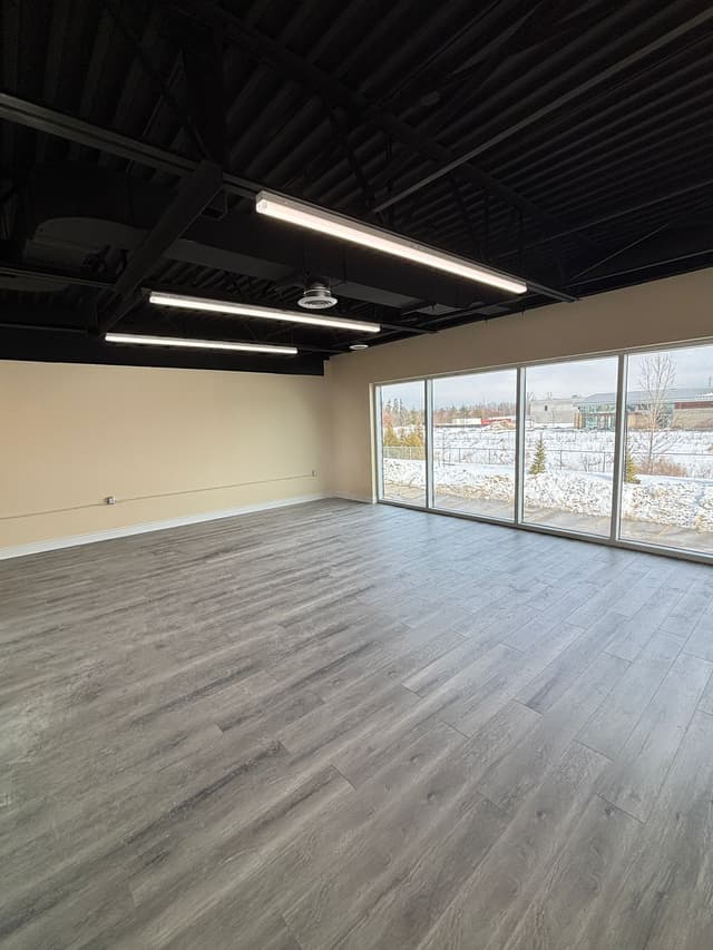 587 Hanlon Creek Blvd. 18 Guelph On N1c 0a1