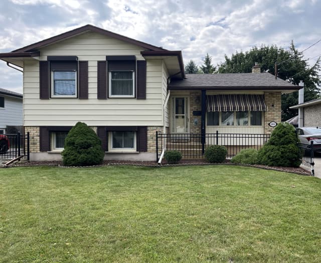 205 Rykert St. St Catharines On L2s 2b5