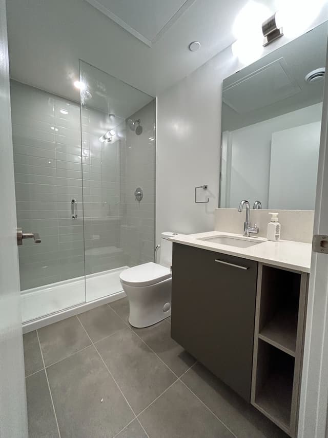 3005 Pine Glen Rd. 311 Oakville On L6m 5p5