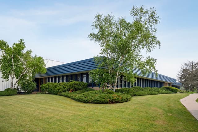 4445 Fairview St. Burlington On L7l 2a4