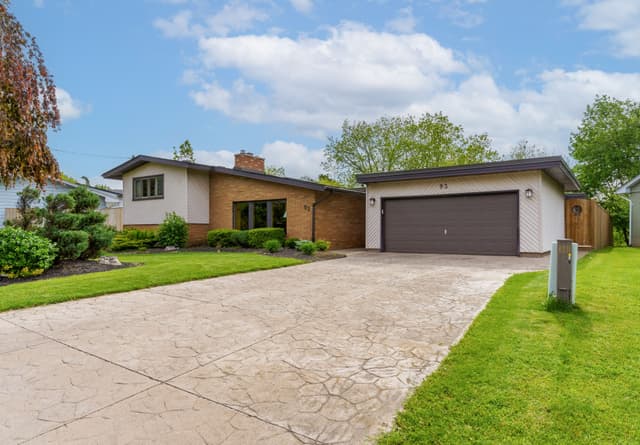 93 Riverview Blvd. St Catharines On L2t 3m3