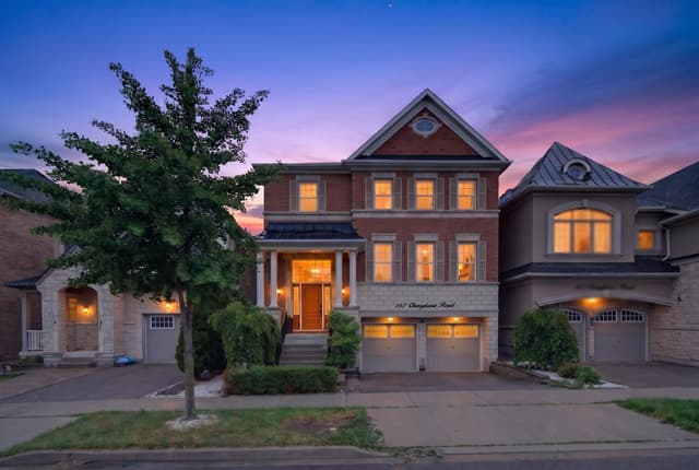 167 Cherryhurst Rd. Oakville On L6m 0w1