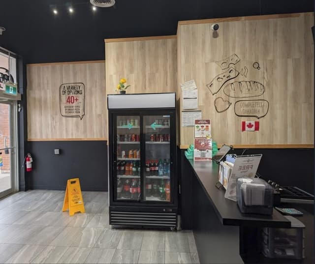 117 Cross Ave. S B7 Oakville On L6j 2w7
