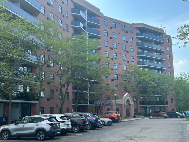 9 Bonheur Ct. 808 Brantford On N3p 1z5