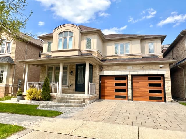 3252 Larry Cres. Oakville On L6m 0s9