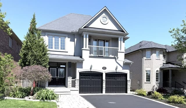 2241 Adirondak Trail Oakville On L6m 4w4