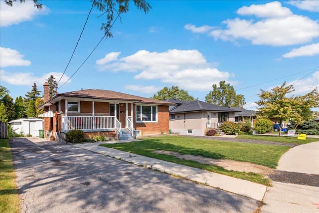 161 Hoover Cres. Lower Hamilton On L9a 3h2