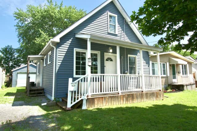 44 Cumming St. St Catharines On L2s 1h9