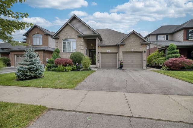 15 Fisher Dr. Niagara-on-the-lake On L0s 1t0