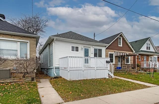 295 Strathearn Ave. Hamilton On L8h 5k8