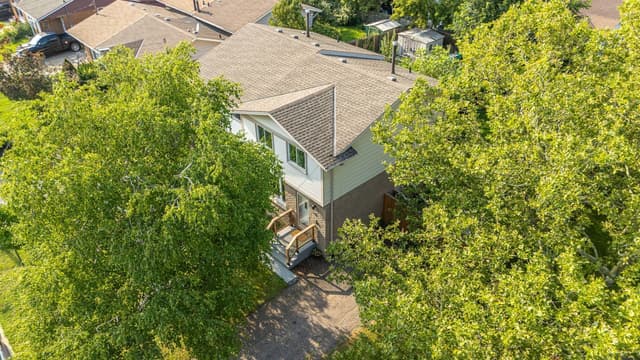 47 Brackencrest Rd. St Catharines On L2p 3k7