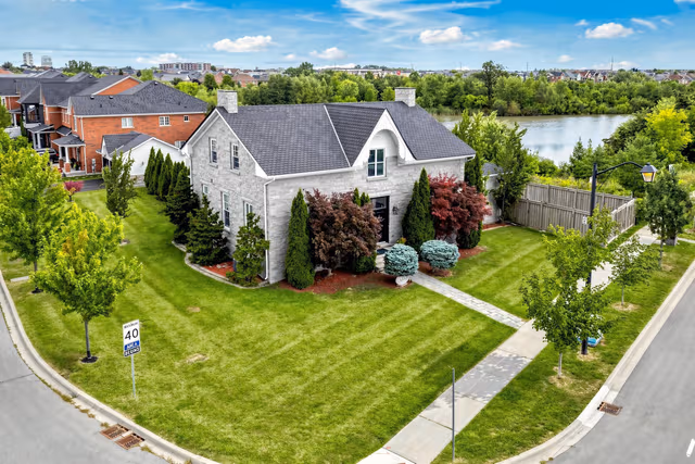 477 Savoline Blvd. Milton On L9t 7x4