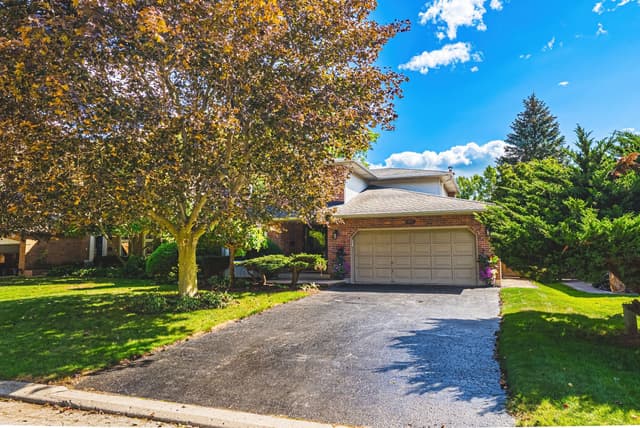 427 Melanie Cres. Hamilton On L9g 4b1