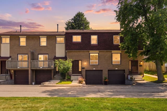 1115 Paramount Dr. 50 Hamilton On L8j 1p6