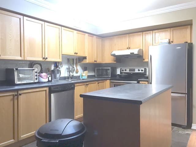 800 Dundas St. W 30 Mississauga On L5c 4s9