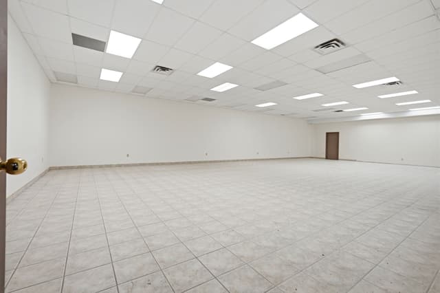 45 Wyndham St. N B3 Guelph On N1h 4e4