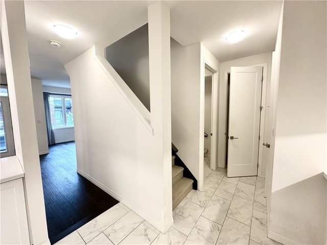16 Ritchie Ln. Hamilton On L9g 3k9