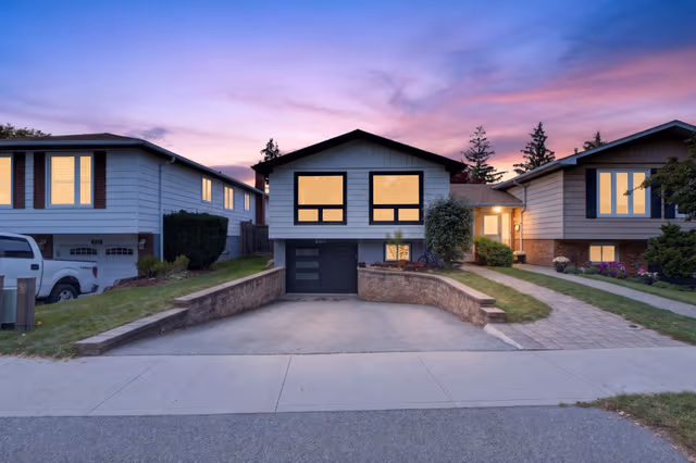 3469 Caplan Cres. Burlington On L7n 2p9