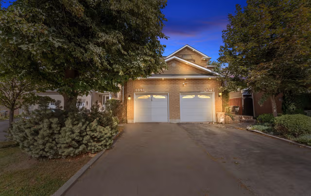 6559 Sapling Trail Mississauga On L5n 7j3