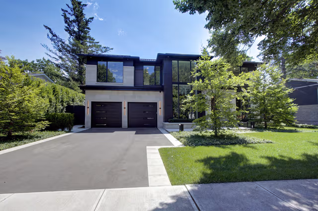 1472 Oakhill Dr. Oakville On L6j 1y5